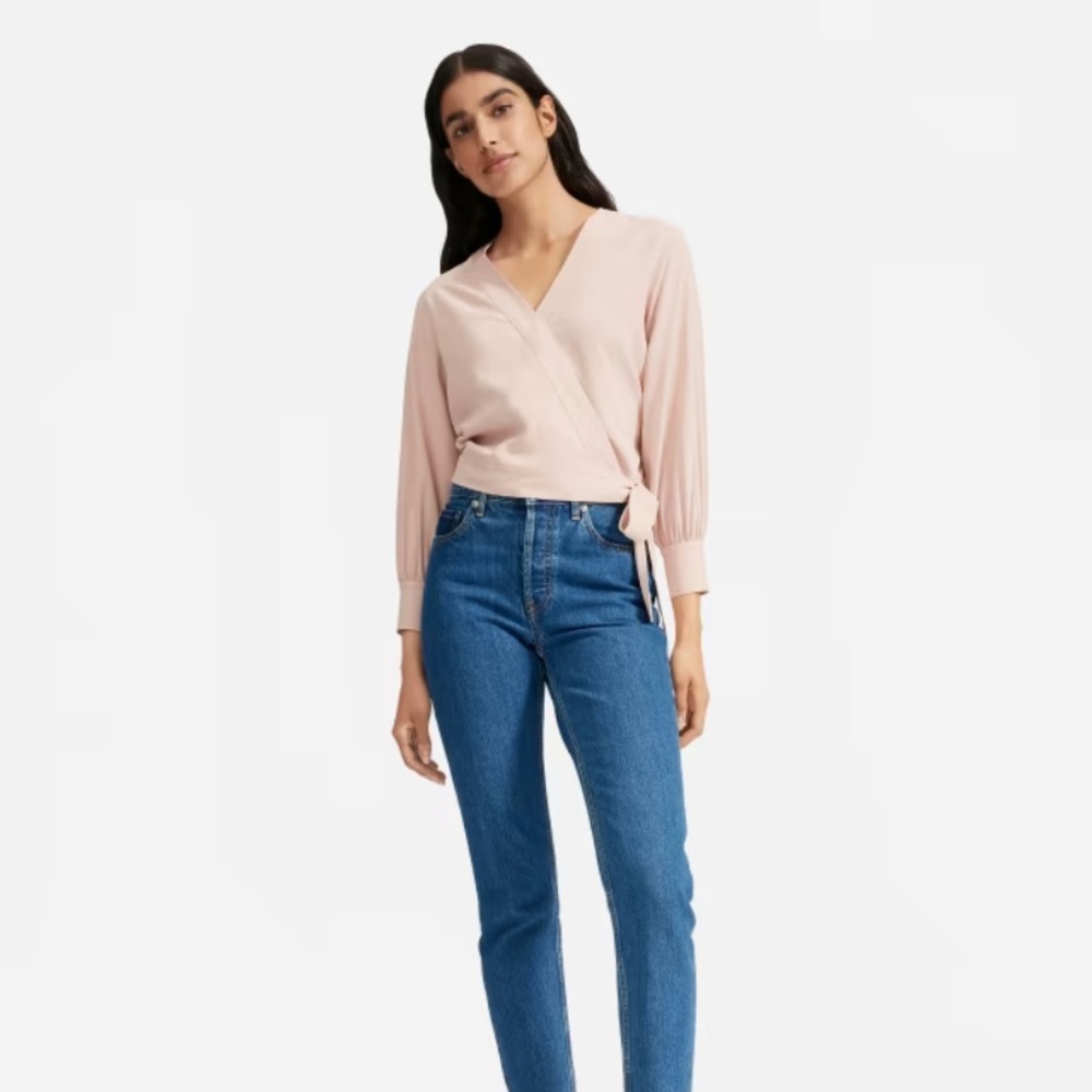 Everlane Washable Silk Wrap Blouse in light pink size 2